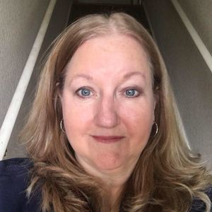 Meet your Posher, Janet